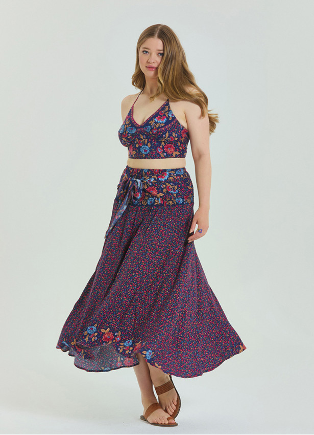 Halter Neck Open Back Pink Floral Plus Size Crop Blouse 4616